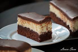 500 gr branza de vaci grasa si nitel mai cremoasa (scursa de lichid), 2. Prajitura Dots Cu Branza Dulce Si Ciocolata Retete Culinare Cu Laura Sava Cele Mai Bune Retete Pentru Intreaga Familie