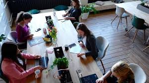 Coworking spaces: Νέος χώρος εργασίας ή εργασιακή καινοτομία;