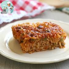 Irrorate con un filo di olio e cuocete in forno preriscaldato a 200° per circa 40 minuti. Riso Al Forno Con Piselli E Ragu Tutto Fa Brodo In Cucina