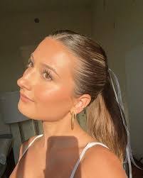 Lily Garner's Instagram, Twitter & Facebook