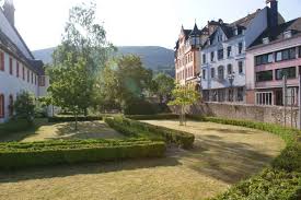Eifel Deutschland Hundeurlaub Urlaubmithund Ferienmithund Traumferienwohnungen Ferienwohnung Hund Hunde Hundestrand Ferienwohnung Hundestrand Villa