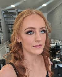 Hi Ladies I am looking for models for Bridal portfolio make up to be done  in the salon