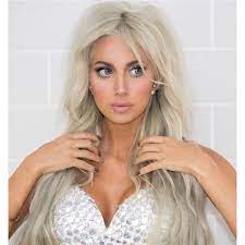 صور عارضة الأزياء السعودية روز تثير أزمة في انستغرام بجملها world hair blonde hair color hair pieces