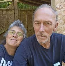 Found pup, posted by a neighbor Elita Galbraith. Anyone recognize her?  Teresa Bordner?