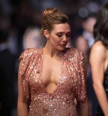 The rich lifestyle of elizabeth olsenelizabeth olsen is an american actress. Elizabeth Olsen Hottest Sexiest Photo Collection Hnn