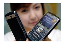 LG GW550 Smart Phone : Interaction - Dan