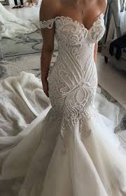 Stunning Wedding Dress With Amazing Details I Take You Wedding Trikot We Hochzeitsk Stunning Wedding Dresses Wedding Dresses Vintage Wedding Dresses
