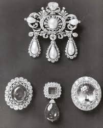 A Selection Of Russian Imperial Jewels Before Being Sold Royal Jewelry Jewels Russian Jewelry