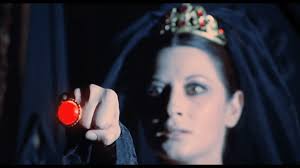 Il plenilunio delle vergini