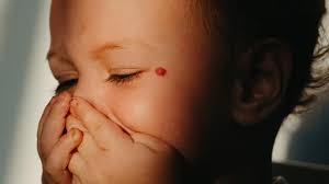 Spracherwerb: "Kinder korrigieren das chaotische System der  Erwachsenensprache"