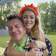 Who can provide photography services for a non-traditional wedding  reception in Michigan?