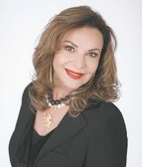 Dorothy Firestone's Instagram, Twitter & Facebook