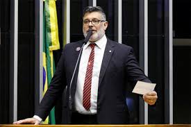 Alexandre frota was born on october 14, 1964 in rio de janeiro, rio de janeiro, brazil as alexandre frota de andrade. Alexandre Frota Tera De Pagar R 6 6 Mil De Seu Salario A Advogados De Jean Wyllys