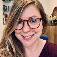 700+ "Dóra" profiles