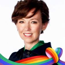 Leah Sellers's Instagram, Twitter & Facebook