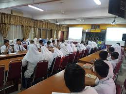 Pengurusan sumber manusia merupakan bab pertama dalam sukatan tingkatan 5 mata pelajaran perniagaan. Taklimat Kerja Kursus Mata Pelajaran Perniagaan Tingkatan 5 2018 Be The Best Beat The Rest