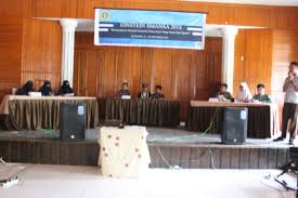 Hari ini di sekolahku ada pelajaran olahraga. Situsweb Kementerian Agama Provinsi Sulawesi Tenggara