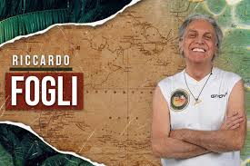 Riccardo fogli, chi è il cantante e bassista dei pooh, di cui è stato frontman dal 1968 al 1973, poi vincitore da solista del 32esimo festival di sanremo: Riccardo Fogli Isola Moglie Eta Figli Karin Trentini