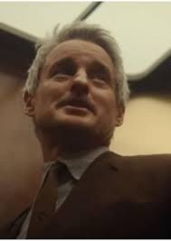 Owen Wilson vs. Luke Wilson: Brotherly Showdown in Hollywood! 🎬😂 At 56,  Owen, the charismatic actor, comedian, and screenwriter with a $70M net  worth, shines with three kids. His younger brother, 53-year-old