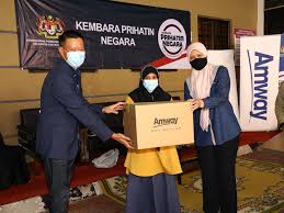 Jabatan kebajikan masyarakat wilayah persekutuan kuala lumpur. Zulyusmar Com Malaysian Lifestyle Food And Beverages Travel Technology And News Amway Malaysia Jkm Kickstart Entrepreneurship Programme To Communities Affected By Covid 19 Pandemic