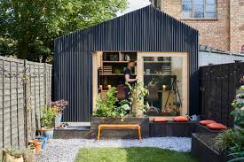 Nearby attractions include east london aquarium (0.8 km) and avalon market (1.0 km). The Light Shed Is A Garden Studio For Richard John Andrews Practice