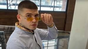 Quand #lamanif qui luttent contre le #mariagepourtous récupère celui qui l'a constitutionnalisé. Raper Lamanif 3ana Konta Stoys Dikoys Toy Zappit