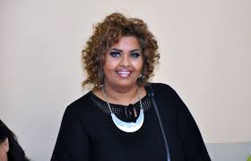 احتفلت الفنانة الكويتية هيا الشعيبي بـ الذكرى الحادية عشر ل. Ø¬Ø±ÙŠØ¯Ø© Ø§Ù„Ø¨Ù„Ø§Ø¯ Ù‡ÙŠØ§ Ø§Ù„Ø´Ø¹ÙŠØ¨ÙŠ ØªØ¨ÙƒÙŠ Ø­Ø²Ù†Ø§ Ø¨Ø³Ø¨Ø¨ Ø²ÙˆØ¬Ù‡Ø§