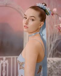 Kaitlyn Dever - Lemmy NSFW