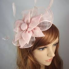 One off Piece Light Blush Pink Peach Rose Gold Feather Pillbox Hat  Fascinator Wedding Guest Races Ladies Day Headband Headpiece U1b29