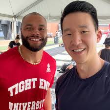 Joe Yoon's Instagram, Twitter & Facebook