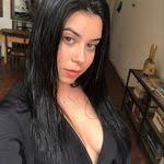 Melissa Albin's Instagram, Twitter & Facebook