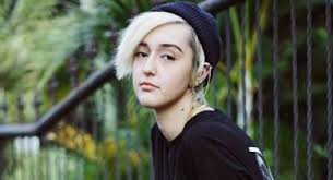 Cari jodoh duda randa gunung kidul cari jodoh suami janda jakarta barat cari jodoh siap nikah video siswi sma 2018 janda malang randa muda cari jodoh tegal untuk nikah janda menawan di denpasar randa pekalongan cari jodoh siap nikah alamat kost magelang janda kembang. Janda Reza Smash Unggah Foto Berendam Bareng Pria Tanpa Busana Suara Jabar