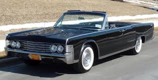 In a styling change, the convex electric shaver front fascia was replaced by new blunt hood with a flat grille design. 1965 Lincoln Continental 1965 Lincoln Continental For Sale To Purchase Or Buy Flemings Ultimate Garage Classic Cars Muscle Cars Exotic Cars Camaro Chevelle Impala Bel Air Corvette Mustang Cuda Gto Trans Am