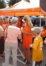 Lane monte kiffin is an american football coach who is currently the head football coach at the university of mississippi. Layla Kiffin Picture Photo Of Lane Kiffin S Wife Huffpost