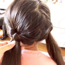 maira ゴムだけでも作れるツインまとめ髪ヘアアレンジ ダンス用ヘアスタイル 子供髪型 女の子 女の子 髪型 アレンジ