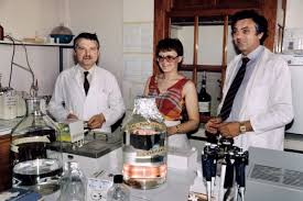 Luc montagnier is a french virologist and recipient of the 2008 nobel prize in medicine for his discovery of the human immunodeficiency virus (hiv). The Nobel Prize Women Who Changed Science Francoise Barre Sinoussi