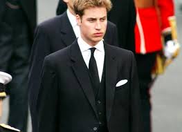 В молодости у принца чарльза была репутация ловеласа, юноша не любил быть один и в то время ухаживал за многими девушками. Znamenitosti V Molodosti Kak Izmenilsya Princ Uilyam Glamurchik Tochka Net