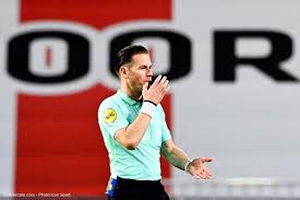 Please upgrade to a modern browser. Ligue Des Champions L Arbitre De Real Madrid Chelsea Est Connu