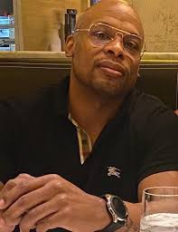 Obituary information for Warren H Thompson