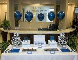 A wedding cake is the traditional cake served at wedding receptions following dinner. Fiesta Masculina Dessert Table Decor Birthday Party Images Holiday Party Decorations
