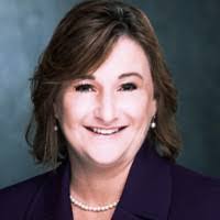 Kirsten Masterson's Instagram, Twitter & Facebook