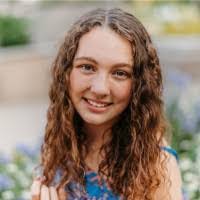 Lindsay Iverson's Instagram, Twitter & Facebook