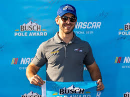 06.12.2019 · nascar driver kyle larson is fast. Spade Racing Beer Bottle Or Can Nascar Edition