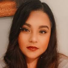 Ingrid Mitchell (@imanzano213)