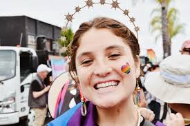 I'm curious if the Episcopal Church has any ordained trans women or men?