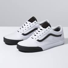 First known as the vans #36, the old skool debuted in 1977 with a unique new addition: Vans Old Skool White Fashion School Style