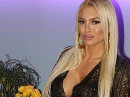 Search only for αλεξανδρα παναγιωταρου Ale3andra Panagiwtaroy Trelainei Thn Mykono Me To Kataleyko Magio Ths In Gr