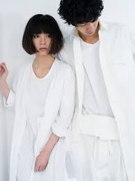 アサージ・ヴェントレス （asajj ventress）は ダソミリアン の 女性 で、 奴隷 、 ジェダイ ・ パダワン 、 シス の暗殺者、 独立星系連合 の 司令官 、 ナイトシスター 、 賞金稼ぎ など、多彩なキャリアを歩んだ フォース＝センシティブ の戦士である。 ãƒ¨ã‚¦ã‚¸ãƒ¤ãƒžãƒ¢ãƒˆ Ground Y ã®19å¹´æ˜¥å¤æ–°ä½œ ã‚¸ã‚§ãƒ³ãƒ€ãƒ¼ãƒ¬ã‚¹ ãªãƒ‡ã‚¤ãƒªãƒ¼ã‚¦ã‚§ã‚¢ ãƒ•ã‚¡ãƒƒã‚·ãƒ§ãƒ³ãƒ—ãƒ¬ã‚¹