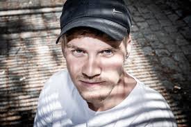 In the minds of digital users, who are you?