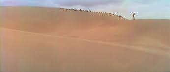 Lawrence is sent among the arabic tribes who are rising up against the turkish government to rekindle the riot. The Cinema Behind Star Wars Lawrence Of Arabia Starwars Com